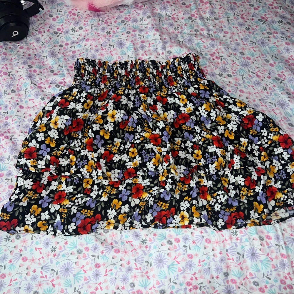 Floral Skirt - Picture 2 of 5